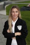 Amsterdam 11 september 2018
Het volledige team van hardlopers voor Only Friends bestaat uit tien personen: zanger Robert Leroy, chef-kok Ramon Beuk, ex-voetbalster Anouk Hoogendijk, eSporter Koen Weijland, Carlos Platier (judoka en winnaar Expeditie Robinson 2017), JoÃ«lle Witschge (deelneemster Expeditie Robinson), huisarts/schrijver/vlogger Rutger Verhoeff, social media influencer Jamie de Boer, Maup van den Berg en Stefan Valk. Ze gaan de marathon van New York lopen.