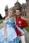 Haarzuilens 12 september 2018
Presentatie cast RTL Kerstshow op kasteel de haar. De cast bestaat uit Carlo Boszhard Buddy Vedder Esmee v Kampen Berget Lewis Pip Pellens Fred v Leer Ger Otte Celinde Schoenmaker en de kerstman.