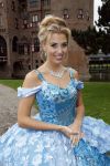 Haarzuilens 12 september 2018
Presentatie cast RTL Kerstshow op kasteel de haar. De cast bestaat uit Carlo Boszhard Buddy Vedder Esmee v Kampen Berget Lewis Pip Pellens Fred v Leer Ger Otte Celinde Schoenmaker en de kerstman.