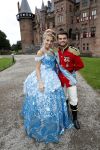 Haarzuilens 12 september 2018
Presentatie cast RTL Kerstshow op kasteel de haar. De cast bestaat uit Carlo Boszhard Buddy Vedder Esmee v Kampen Berget Lewis Pip Pellens Fred v Leer Ger Otte Celinde Schoenmaker en de kerstman.