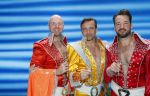 Utrecht 23 september 2018
Premiere Mamma Mia in beatrixtheater. Hoofdrollen zijn er voor Antje Monteiro Jolijn Henneman Sophia Wezer Hilke Bierman Dieter Troubleyn Emiel de Jong en Soy Kroon.