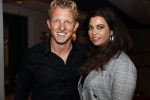 Amsterdam 29 september 2018
Rode loper Glory gala in de Johan Cruijff arena. Dirk Kuyt met zijn vrouw Getrude