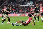 Eindhoven, 23 September 2018 PSV-AJAX Kompetitie, Seizoen 2018-2019 Eindstand 3-0
Eric Gutierrez en Tadic