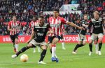 Eindhoven, 23 September 2018 PSV-AJAX Kompetitie, Seizoen 2018-2019 Eindstand 3-0
Eric Gutierrez en Tadic