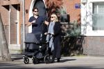 Amsterdam 27 september 2018
Eva Jinek en haar vriend Dexter gaan voor het eerst wandelen met hun zoon Pax.