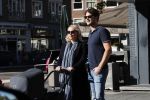 Amsterdam 27 september 2018
Eva Jinek en haar vriend Dexter gaan voor het eerst wandelen met hun zoon Pax.