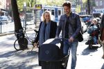 Amsterdam 27 september 2018
Eva Jinek en haar vriend Dexter gaan voor het eerst wandelen met hun zoon Pax.
