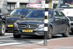 Amsterdam 15 september 2018
Frank de Grave loopt van zijn huis naar zijn auto.