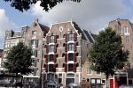 Amsterdam 15 september 2018
Frank de Grave loopt van zijn huis naar zijn auto.