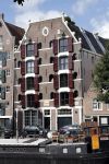 Amsterdam 15 september 2018
Frank de Grave loopt van zijn huis naar zijn auto.