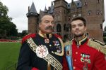 Haarzuilens 12 september 2018
Presentatie cast RTL Kerstshow op kasteel de haar. De cast bestaat uit Carlo Boszhard Buddy Vedder Esmee v Kampen Berget Lewis Pip Pellens Fred v Leer Ger Otte Celinde Schoenmaker en de kerstman.