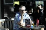 Amsterdam 17 september 2018
Hans v d Togt geniet van sigaretje bitterballen en een biertje op terras.