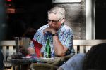 Amsterdam 17 september 2018
Hans v d Togt geniet van sigaretje bitterballen en een biertje op terras.