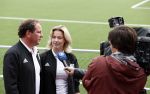 Amsterdam 11 september 2018
Het volledige team van hardlopers voor Only Friends bestaat uit tien personen: zanger Robert Leroy, chef-kok Ramon Beuk, ex-voetbalster Anouk Hoogendijk, eSporter Koen Weijland, Carlos Platier (judoka en winnaar Expeditie Robinson 2017), JoÃ«lle Witschge (deelneemster Expeditie Robinson), huisarts/schrijver/vlogger Rutger Verhoeff, social media influencer Jamie de Boer, Maup van den Berg en Stefan Valk. Ze gaan de marathon van New York lopen.