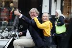 Amsterdam 14 september 2018

Jan Wieger van der Linden met zijn dochter op scooter.