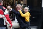 Amsterdam 14 september 2018

Jan Wieger van der Linden met zijn dochter op scooter.