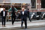 Amsterdam 10 september 2018
Feest Sjaak Swart in het nieuwe delamar theater. Joop v d Ende met zijn schoonzoon Vincent