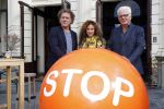 Amsterdam 7 september 2018
Presentatie stoptober 2018 door Froukje de Both met Katja Schuurman Jan Slagter en Kees v d Spek in Vondel CS.