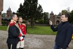 Haarzuilens 12 september 2018
Presentatie cast RTL Kerstshow op kasteel de haar. De cast bestaat uit Carlo Boszhard Buddy Vedder Esmee v Kampen Berget Lewis Pip Pellens Fred v Leer Ger Otte Celinde Schoenmaker en de kerstman. Maurice Wijnen