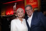 Utrecht 27 september 2018
Openingsavond Nederlandse Filmdagen in schouwburg Utrecht. Monqie v d Ven met haar man Edwin de Vries