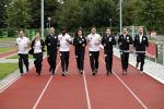Amsterdam 11 september 2018
Het volledige team van hardlopers voor Only Friends bestaat uit tien personen: zanger Robert Leroy, chef-kok Ramon Beuk, ex-voetbalster Anouk Hoogendijk, eSporter Koen Weijland, Carlos Platier (judoka en winnaar Expeditie Robinson 2017), JoÃ«lle Witschge (deelneemster Expeditie Robinson), huisarts/schrijver/vlogger Rutger Verhoeff, social media influencer Jamie de Boer, Maup van den Berg en Stefan Valk. Ze gaan de marathon van New York lopen.