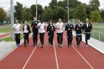 Amsterdam 11 september 2018
Het volledige team van hardlopers voor Only Friends bestaat uit tien personen: zanger Robert Leroy, chef-kok Ramon Beuk, ex-voetbalster Anouk Hoogendijk, eSporter Koen Weijland, Carlos Platier (judoka en winnaar Expeditie Robinson 2017), JoÃ«lle Witschge (deelneemster Expeditie Robinson), huisarts/schrijver/vlogger Rutger Verhoeff, social media influencer Jamie de Boer, Maup van den Berg en Stefan Valk. Ze gaan de marathon van New York lopen.