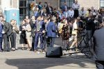 Den Haag 18 september 2018
Prinsjesdag 2018 op het binnenhof. Komning Willem Alexander Koningin Maxima Prins Constantijn en Prinses Laurentien zijn aanwezig. Box waait om door harde wind