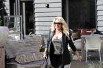 Etten Leur 21 september 2018
Patricia Paay verkoopt in winkels sjans in Etten Leur oude kleding tassen en schoenen van haar zelf.