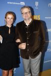 Amsterdam 17 september 2018
Premiere Doris in Tuschinski. De cast bestaat uit oa Tjitske Reidinga Guy Clemens Bracha v Doesburgh Tanik Moree Peter Blok . Patrick Stoof en Annick Boer