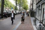 Amsterdam 9 september 2018
Peggy Vrijens met man en dochter op straat in Amsterdam.