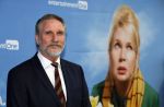 Amsterdam 17 september 2018
Premiere Doris in Tuschinski. De cast bestaat uit oa Tjitske Reidinga Guy Clemens Bracha v Doesburgh Tanik Moree Peter Blok .