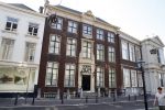 Den Haag 18 september 2018
Prinsjesdag 2018 op het binnenhof. Prinses Beatrix en mevr v Loon de Labouchere arriveren bij achterkant paleis Noordeine. Prinses Beatrix bezit een huis waar ze regelmatig verblijft.