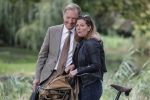 Amsterdam 16 september 2018
Rick Nieman heeft fotoshoot in Vondelpark en poseert daarna met zijn vrouw Sacha de Boer
