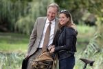 Amsterdam 16 september 2018
Rick Nieman heeft fotoshoot in Vondelpark en poseert daarna met zijn vrouw Sacha de Boer