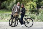 Amsterdam 16 september 2018
Rick Nieman heeft fotoshoot in Vondelpark en poseert daarna met zijn vrouw Sacha de Boer