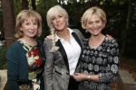 Hilversum 8 oktober 2018
Boek presentatie Peter Koelewijn bij wisseloord studioâ€™s. Het boek is geschreven door Tjerk Lammers.
Rita v Rooy Marga Bult Margot v d Ven