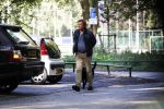 Amsterdam 13 september 2018
Robert ten Brink en zijn vrouw Roos laten hun twee honden uit in het amsterdamse bos.
