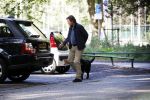 Amsterdam 13 september 2018
Robert ten Brink en zijn vrouw Roos laten hun twee honden uit in het amsterdamse bos.