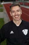 Amsterdam 11 september 2018
Het volledige team van hardlopers voor Only Friends bestaat uit tien personen: zanger Robert Leroy, chef-kok Ramon Beuk, ex-voetbalster Anouk Hoogendijk, eSporter Koen Weijland, Carlos Platier (judoka en winnaar Expeditie Robinson 2017), JoÃ«lle Witschge (deelneemster Expeditie Robinson), huisarts/schrijver/vlogger Rutger Verhoeff, social media influencer Jamie de Boer, Maup van den Berg en Stefan Valk. Ze gaan de marathon van New York lopen.