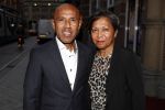 Amsterdam 10 september 2018
Feest Sjaak Swart in het nieuwe delamar theater. Simon Tahamata met zijn vrouw