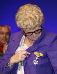 Amsterdam 30 september 2018
1 jaar Annie MG Schmidt in het delamar theater. Simone Kleinsma krijgt koninklijke onderscheiding.