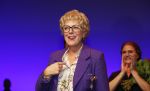 Amsterdam 30 september 2018
1 jaar Annie MG Schmidt in het delamar theater. Simone Kleinsma krijgt koninklijke onderscheiding.