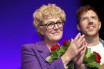 Amsterdam 30 september 2018
1 jaar Annie MG Schmidt in het delamar theater. Simone Kleinsma krijgt koninklijke onderscheiding.