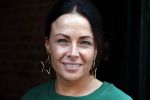 Etten Leur 21 september 2018
Patricia Paay verkoopt in winkels sjans in Etten Leur oude kleding tassen en schoenen van haar zelf.