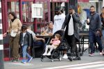 Amsterdam 9 september 2018
Sunnery James met zijn kinderen en een vriend op straat.