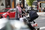 Amsterdam 25 september 2018
Suze mens met haar moeder Suze achter de kinderwagen