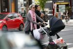 Amsterdam 25 september 2018
Suze mens met haar moeder Suze achter de kinderwagen