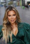 Amsterdam 21 september 2018
Sylvie Meis bij de premiere Elvyâ€™s wereld in Pathe Arena . Haar broer en zwager waren ook aanwezig.