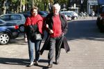 Laren 26 september 2018
Willibrorf Frequin en zijn vriendin voor het eerst weer buiten na zijn ziekenhuisopname.