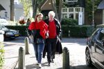 Laren 26 september 2018
Willibrorf Frequin en zijn vriendin voor het eerst weer buiten na zijn ziekenhuisopname.